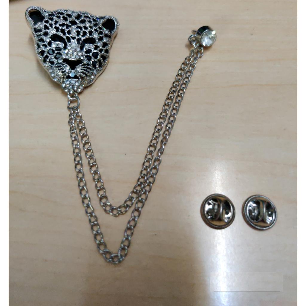 @ Lion Face Shaped Crystal Stone Brooch Pin White Color For Men Zr911-60%Off