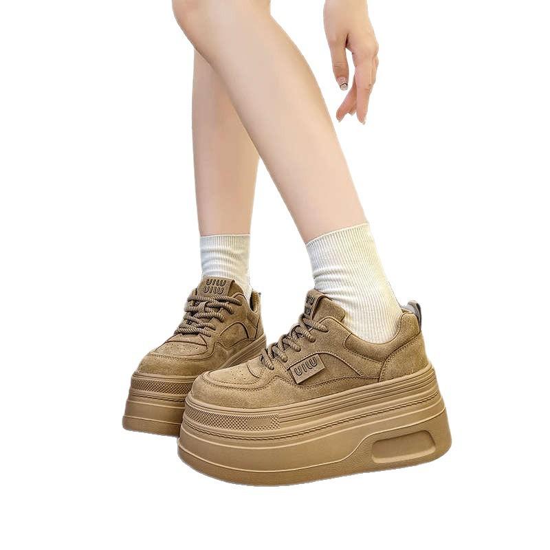 Retro muffin shoes women's Maillard lace-up casual shoes in the autumn of 2025, the new matte small man has a thick sole and increases the height.