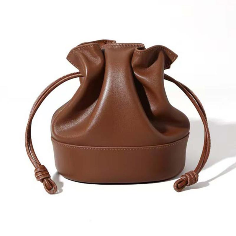 

2025 Women s Sheepskin Drawstring Cloud Bag Fashion Genuine Leather Bucket Bag Underarm Bag High Quality Shoulder Crossbody Bags