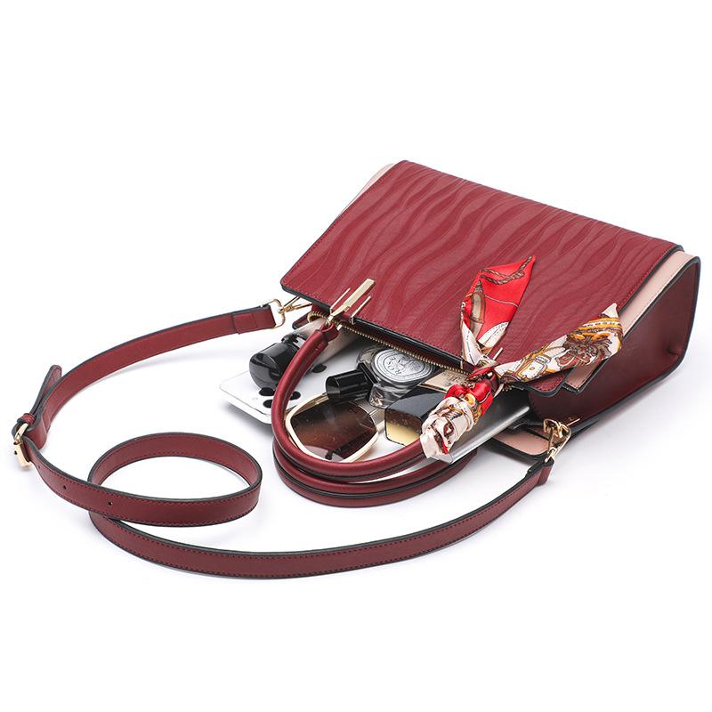 Red Ripple Wedding Bag Bridal Bag Women'S Bag Mom Bag Engagement Handbag Large Capacity Embossed