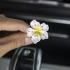 2pcs Car Perfume Clip Flower Air Outlet  Decorations Car Air Conditioner Air Vent Personalized Interior Decoration Accessories