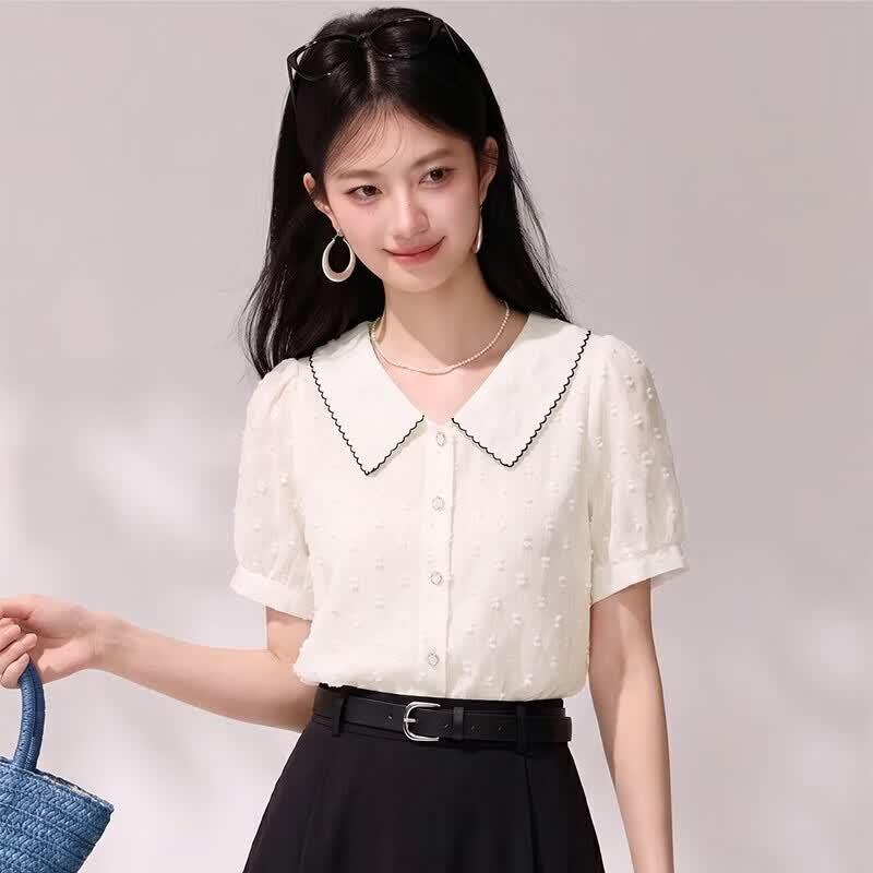 Damen-Bluse mit Puppenkragen und kurzen Ärmeln (Petite)