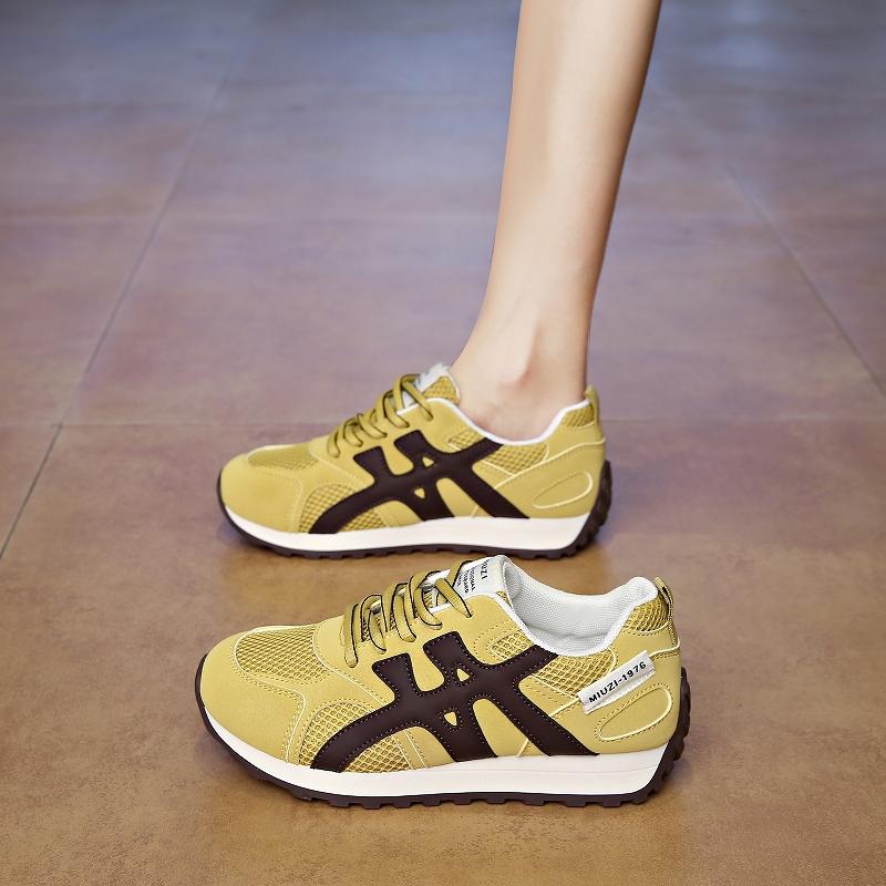 

CRLAYDK Classic Sneakers for Women Lightweight Mesh Casual Trainers Summer Shoes Ladies Breathable Walking Sports Tennis 35