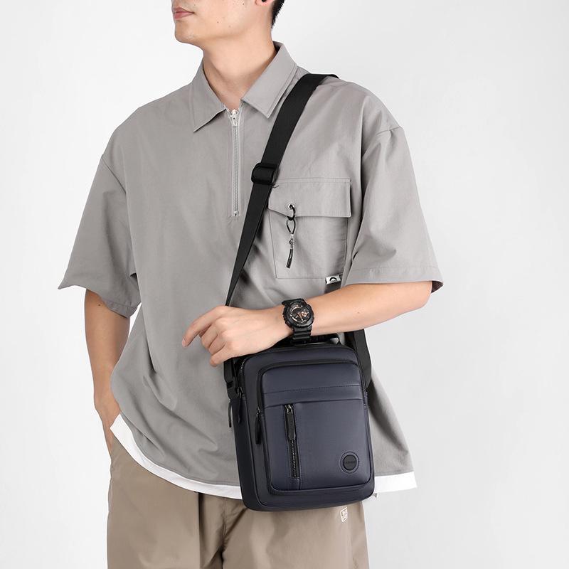 Trendy Men's Lightweight Crossbody Backpack - Casual Single Shoulder Messenger Bag