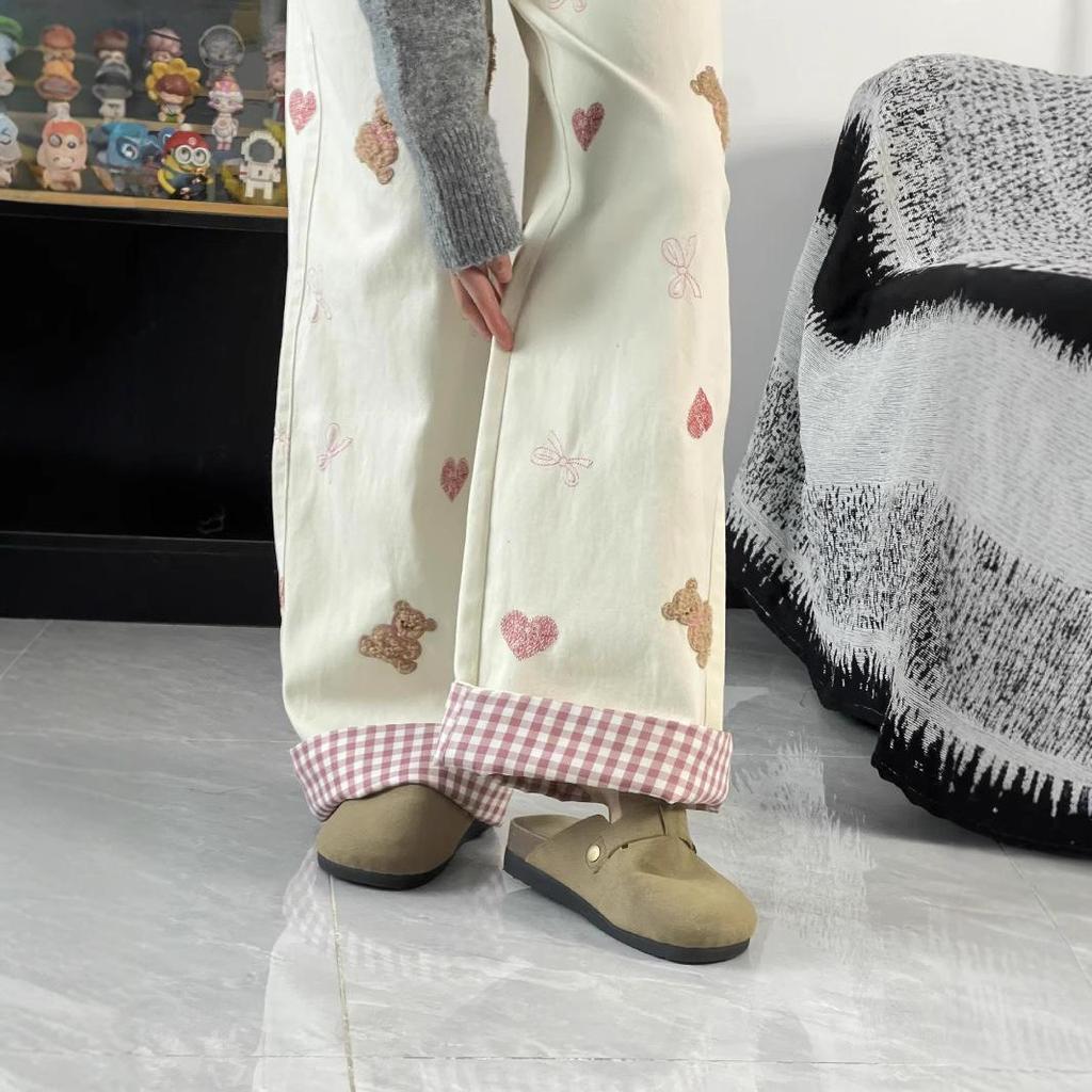 2025 Spring Little Bear Embroidered Pink Plaid Straight-Leg Jeans for Women - Slimming, Loose Fit