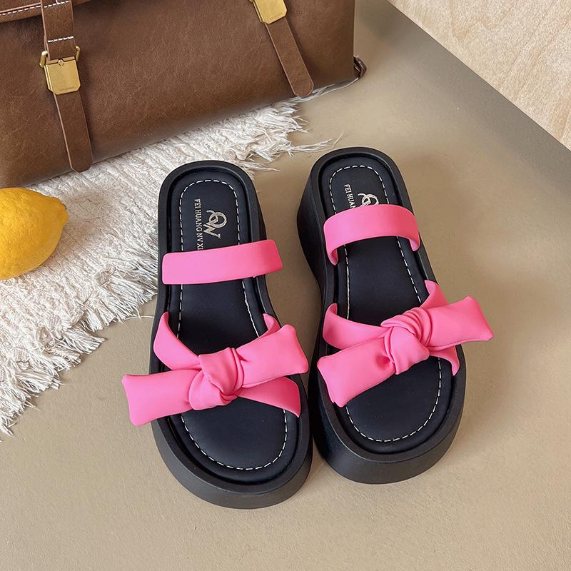 

Thick-soled heightening cool slippers for women s summer outer wear with skirts, summer new high-end silver fashion beach shoes 40 розы красного