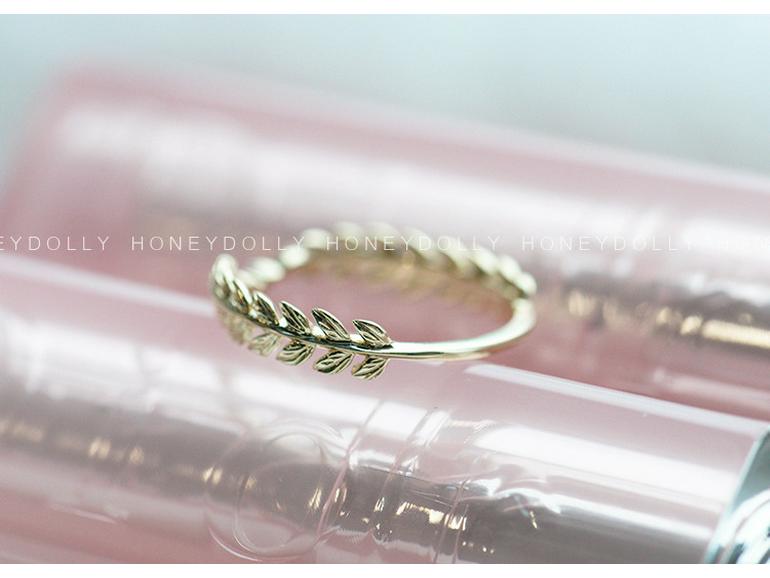 Japanese Light Luxury Gold-Plated Copper Leaf Feather Ring - New Arrival