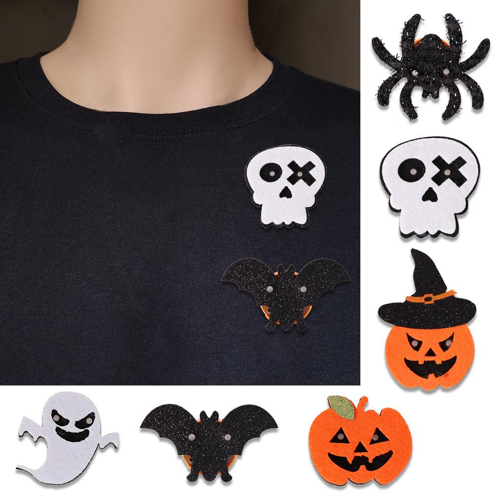 Adorable Halloween Felt Brooches Featuring Glow-in-the-dark Skeletons And Pumpkins