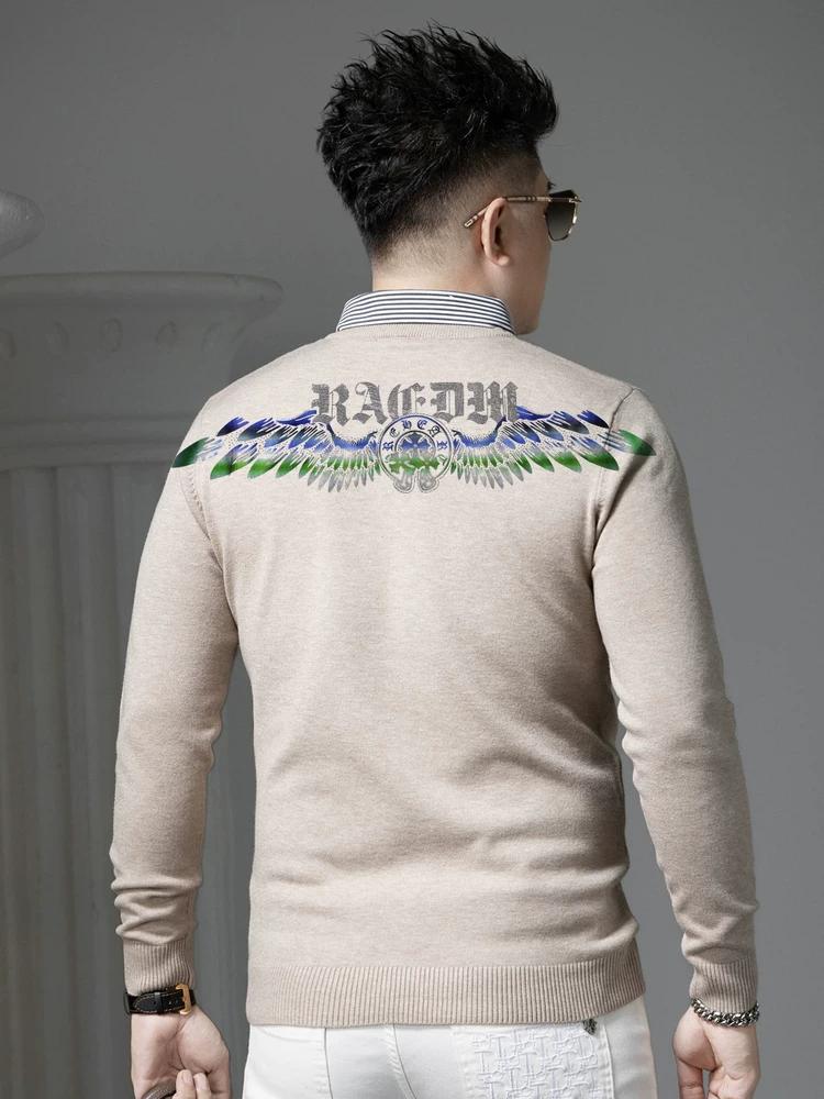 European Style 2025 Autumn and Winter New Fake Two-Piece V-Neck Sweater for Men, Trendy Brand Gold-Stamped Casual Knit Base Shirt for Men