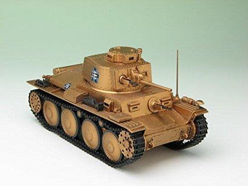 Platz Models - Girls & Panzer. 1:35 Pz.Kpfw.38(T) - Turtle Team Version SW