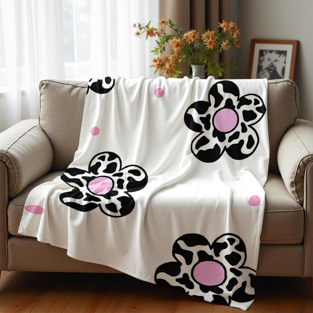 Cow Print Daisy Dot Soft Flannel Blanket Breathable Warm Throw for Office Car Sofa Kids Room Birthday Xmas Gift
