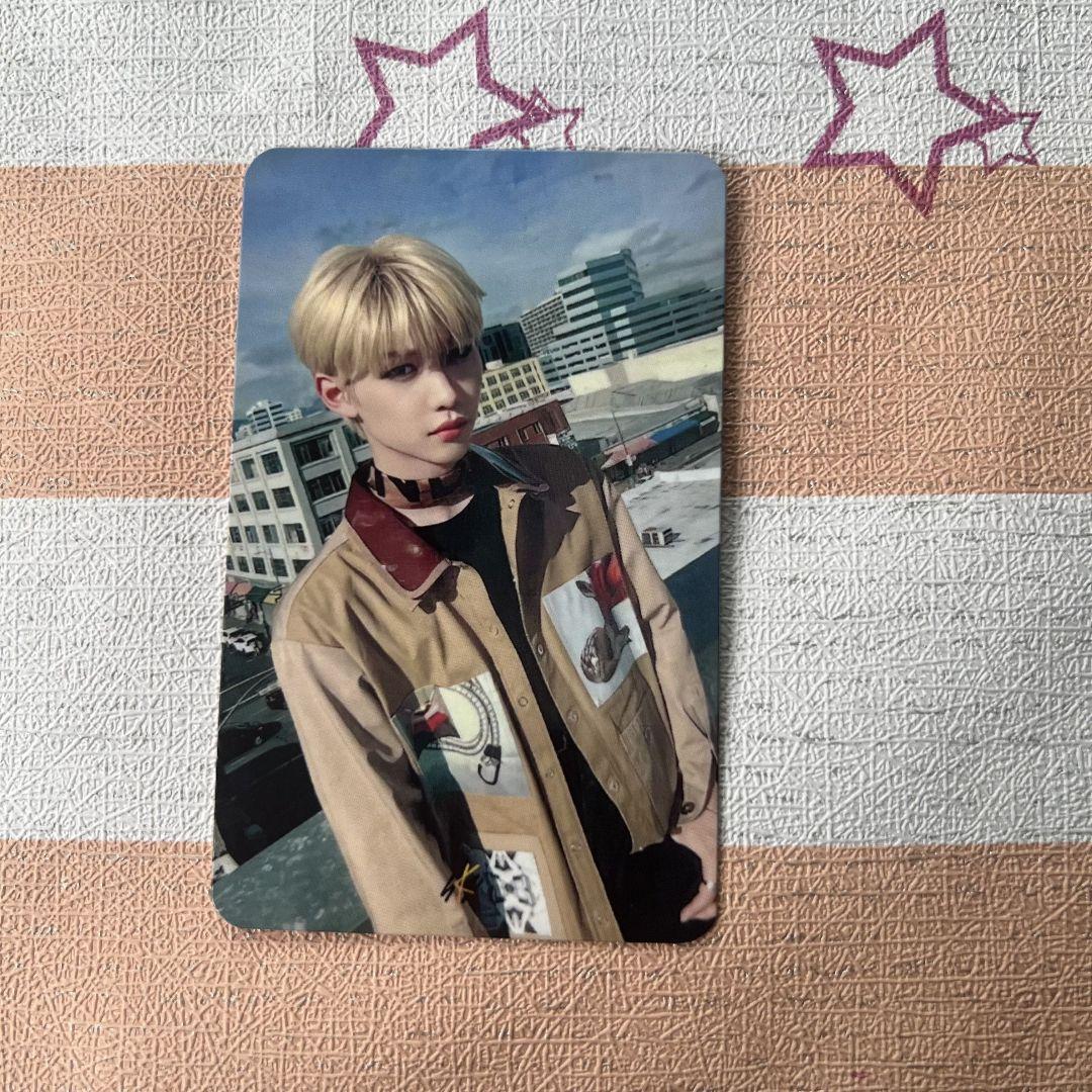 

[USED] StrayKids Yellow Wood Bonus Sanok Pre-Recording Felix Strayka