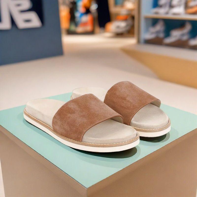 Men's slippers summer wear fashion casual sandals youth personality handsome one-word drag breathable beach shoes