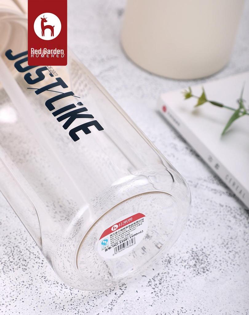 Portable Red Sports Water Bottle with Straw - Large Capacity, Pop-Up Lid, Single Layer, Outdoor Use