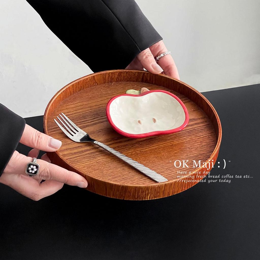Charming Ceramic Apple Bowl - Adorable Cartoon Design, Perfect for Rice, Yogurt, and Desserts.