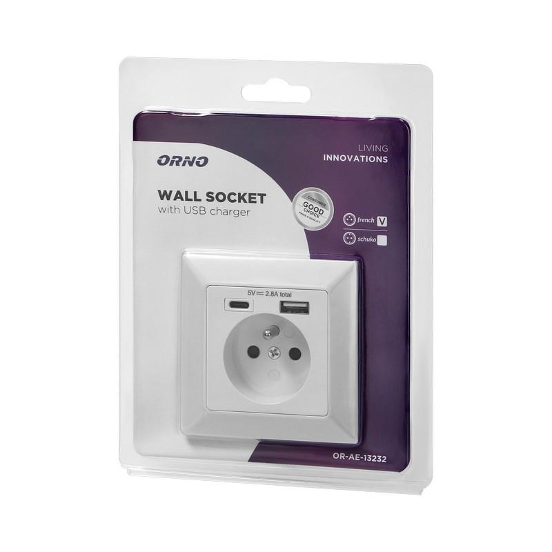 Single Socket 2P+Z Usb-A + Usb-C Output - On-Ae-13232