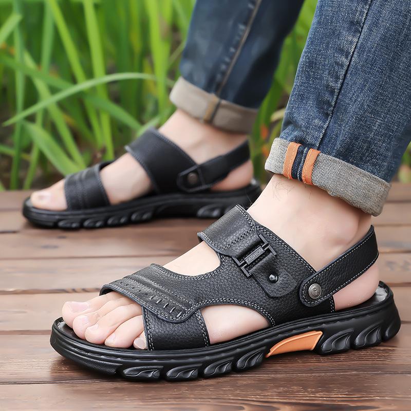First layer cowhide sandals summer new men's platform non-slip shoes driving middle-aged cool slippers 2025
