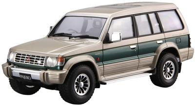 Aoshima Bunka Kyozai The Model Car Series Mitsubishi V43W Pajero Super Exceed 1991 Plastic Model 1/24 No.107