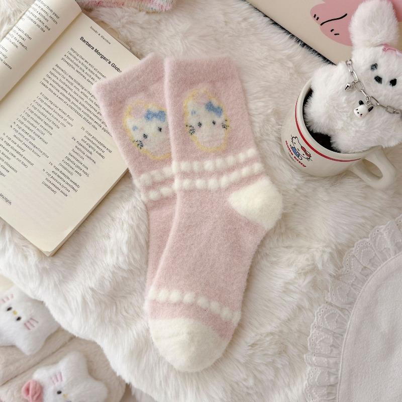 Autumn and winter thickened warm home floor socks plush cute girl sleep socks cartoon pink medium tube socks children