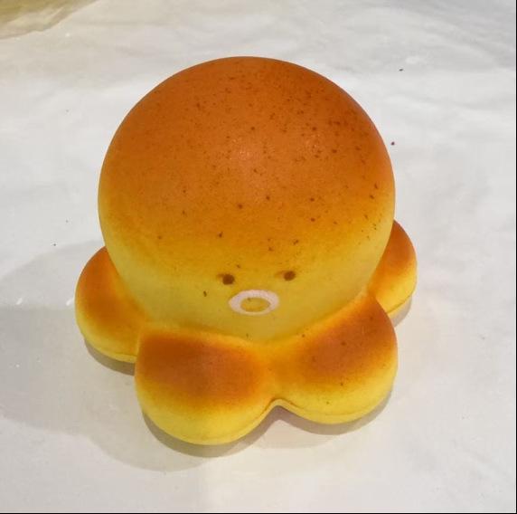 Xiaohongshu Style Durian Squeeze Toy - Slow Rebound Stress Relief Simulation Bread