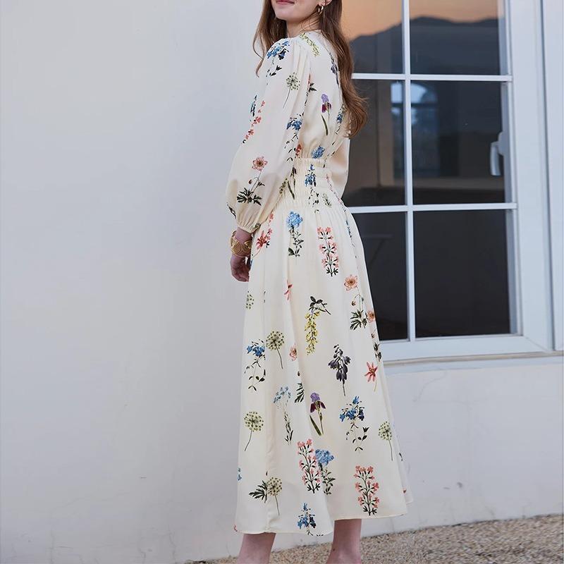 Women Vintage Palace V-neck Long Sleeved Printed Pendant Dress