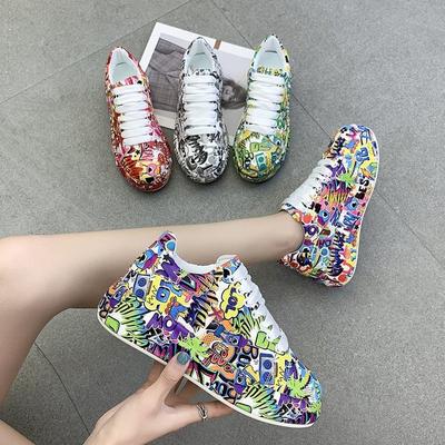 2024 Νέα λευκά παπούτσια Γυναικεία αθλητικά παπούτσια με χοντρή σόλα για ζευγάρια