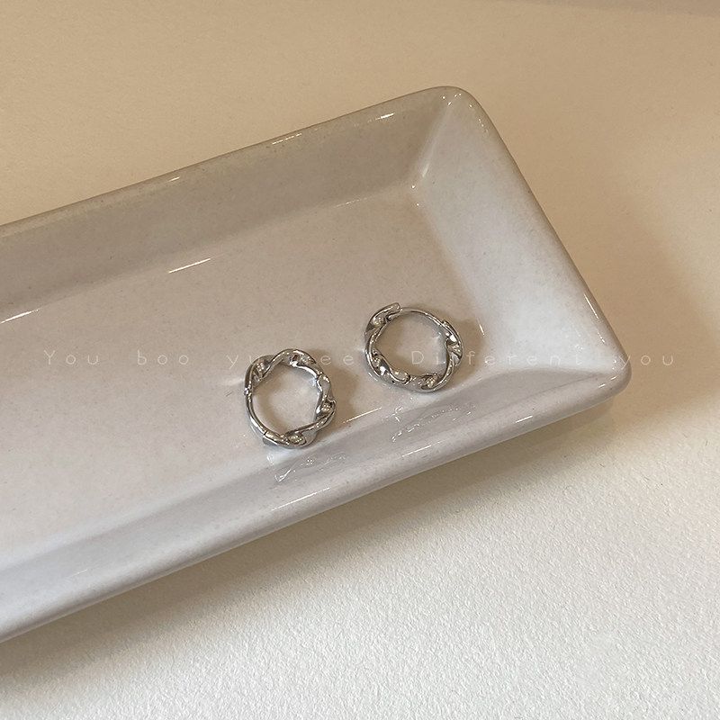 Frosty Style Earrings Women s Fancy Euro MAYSU Circle Silver Plain Hoop Earrings - Small