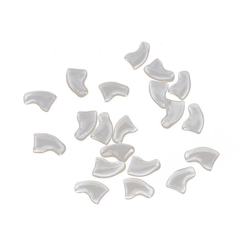 20PCS Pet Cat Nail Covers 20Pcs Soft Comfortable Clear Nail Tips for Cats Anti Scratch Furniture Safe Caps with Glue