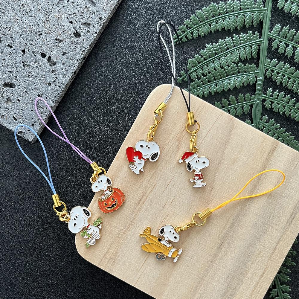 5pcs Kawaii Snoopy Cartoon Phone Chain Key Lanyard Schoolbag Charm Pendant Bag Keychain Jewelry Gift for Girls And Kids 6