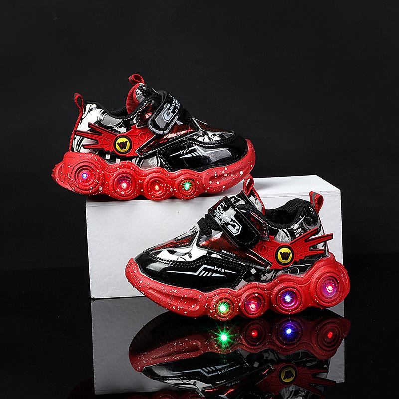 Glowing Light-Up Leather Children's Shoes for Spring & Autumn - Boys' Sports & Girls' Soft Sole Walking Shoes with Flashing Lights