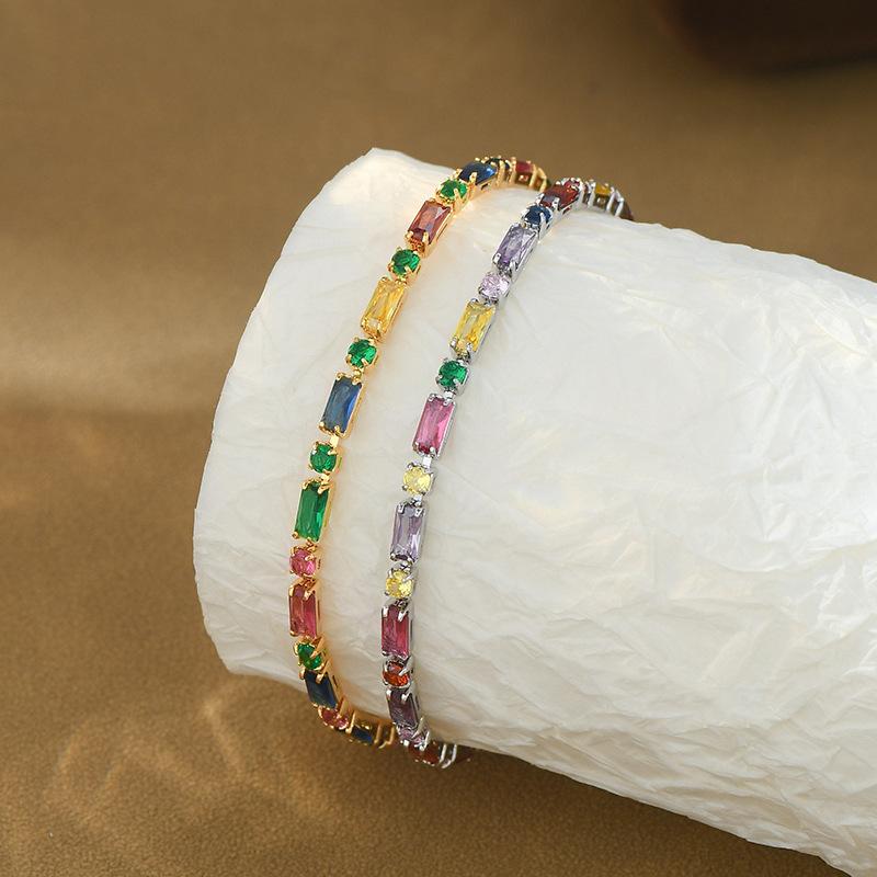 18K Gold Platinierte Regenbogen Baguette CZ Tennisarmband – Luxuriöser Bunter Schmuck, Funkelndes Geschenk für Frauen