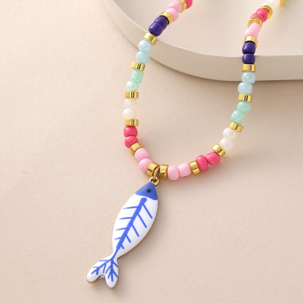 Collana con Ciondolo Pesce Bohemien con Perline Colorate e Catena in Acciaio Inossidabile per Donne e Uomini