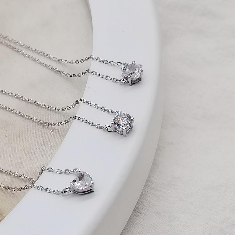 Beixi S925 Sterling Silver Geometric Necklace with Diamond Heart and Square for Women - Simple and Elegant Jewelry.