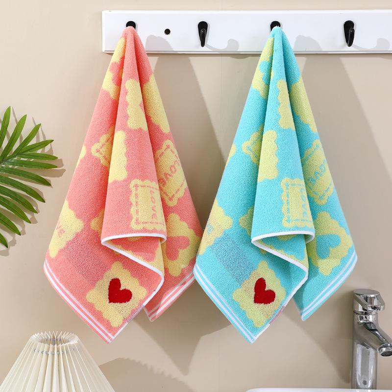 Gift Box: Soft, Absorbent Pure Cotton Face Towels – Large, Lint-Free for Adults, Couples, and Labor Protection.