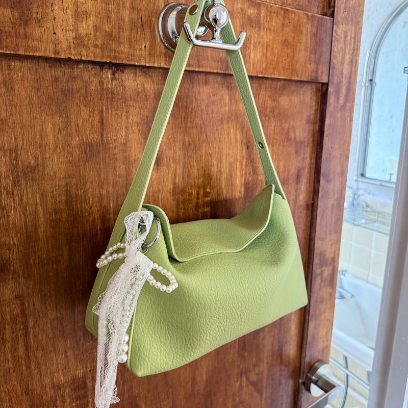 Niche Design Bag Women's Large-capacity New Summer Leisure Shoulder Messenger Bag Commuter Dumpling Bag