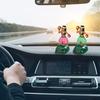 Miniature Fille Décoration Maison Voiture Ornements Créatifs Solaire Automatique Se Balançant Danseuse Poupée Ornements Bijoux Figurines Poupée