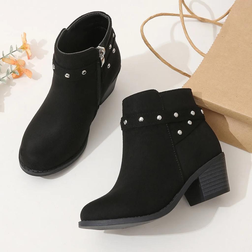 Printemps Bottines Courtes Filles Européennes et Américaines Rivets Chic Simple Polyvalentes pour Enfants Douces Respirantes Bottes pour Enfants PU
