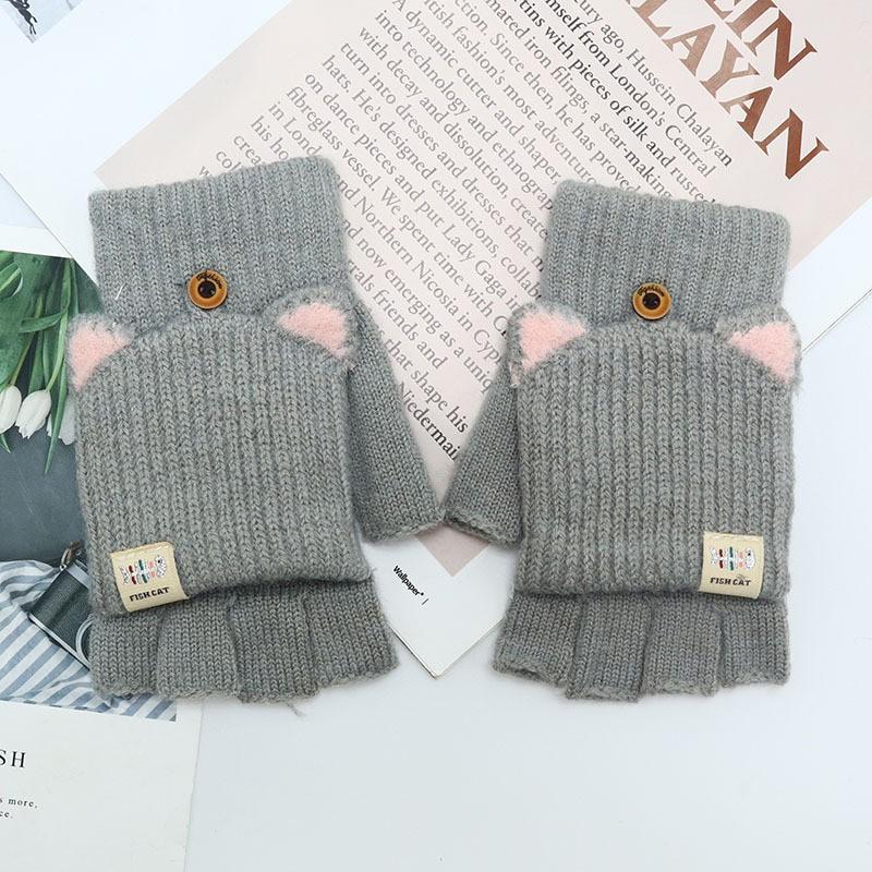 

Winter Children s Flip-top Gloves Keep Warm And Against The Cold. Primary School Students Have Half Their Exposed In Winter.