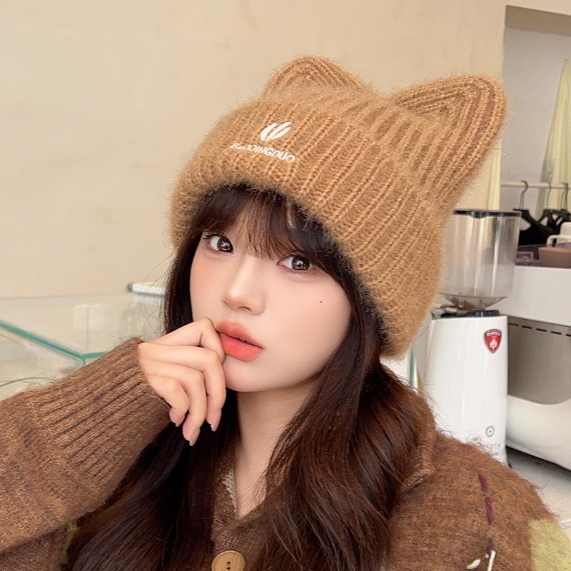 "Chic Korean-Style Knit Wool Hat for Women: Warm, Cute, and Cozy with Ear Protection, Ideal for Autumn and Winter"