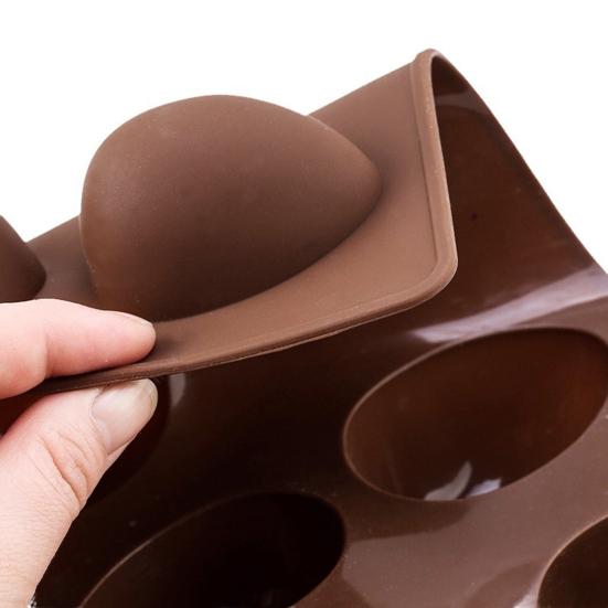 Egg Shaped Silicone Mold for Baking 8-Cavity Food-Grade Non-Stick Chocolate Molds Flexible Easter Freezer Molds Dishwasher Safe Cake Jello