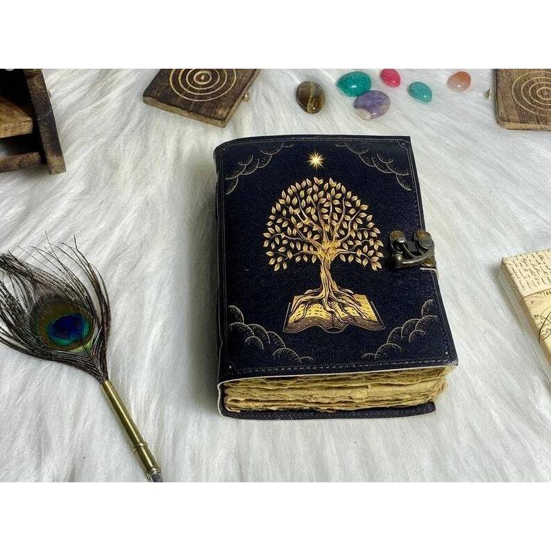 Handgefertigter mystischer Baumdruck Vintage Leder Journal Grimoire Journal Notizbuch