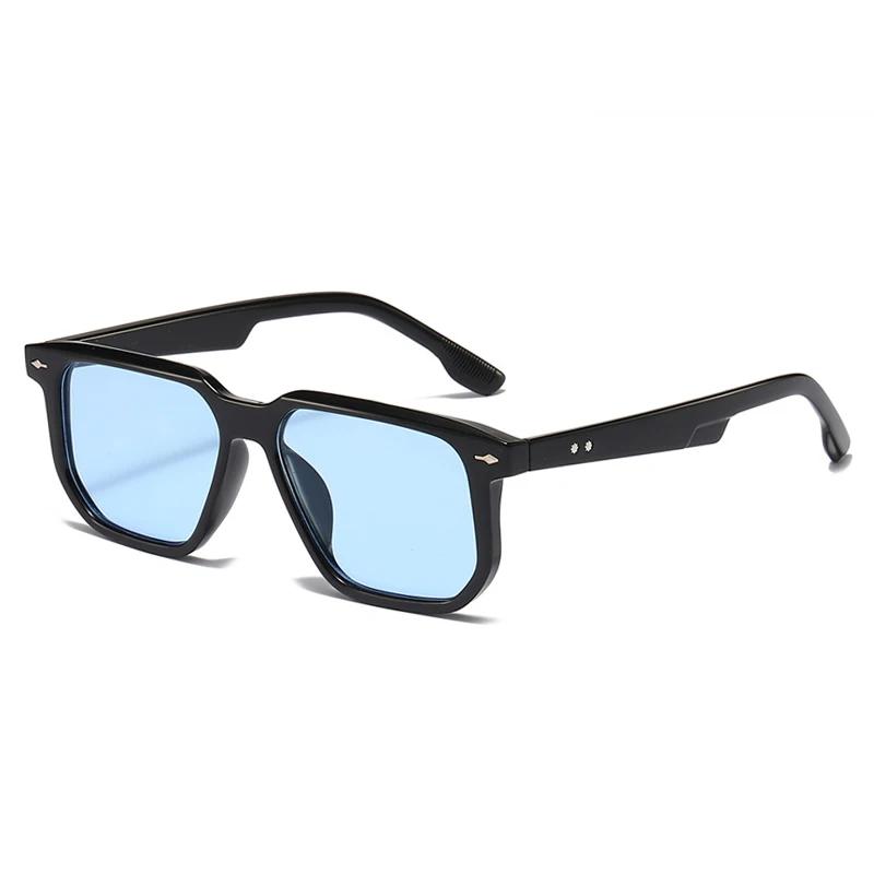 New Fashion Square Women Luxury Sunglasses Retro Rivets Men Candy Color Shades UV400 Sun Glasses