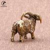 Pequeño adorno de cabra de latón macizo, figuritas en miniatura de animales del Zodíaco de cobre antiguo, accesorios de decoración del hogar, decoración de escritorio