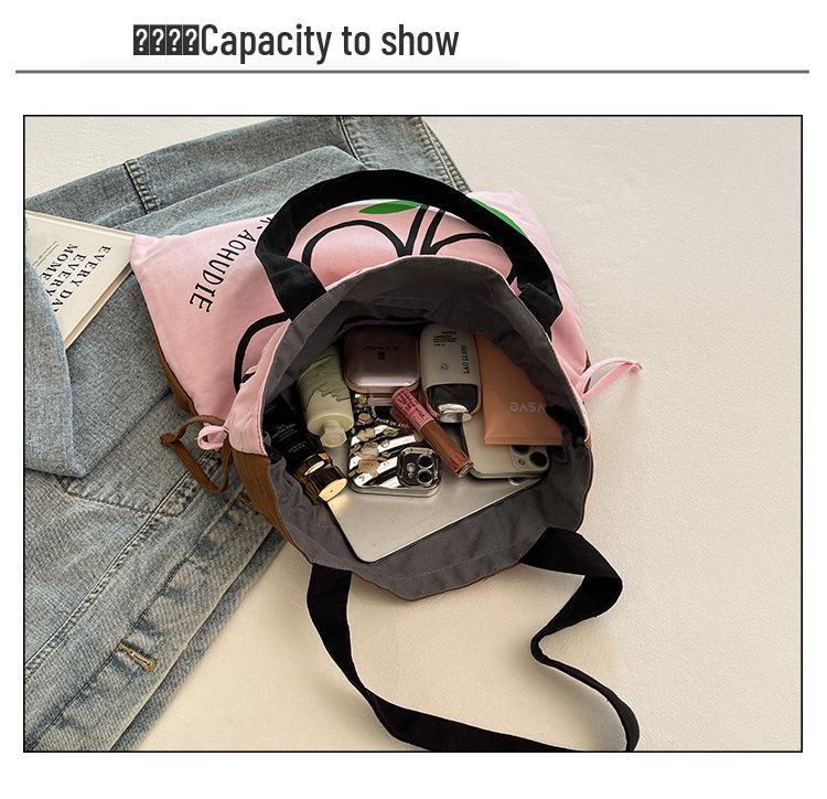 Floral Print Canvas Shoulder Handbag: Trendy Pleated Drawstring Design for Women