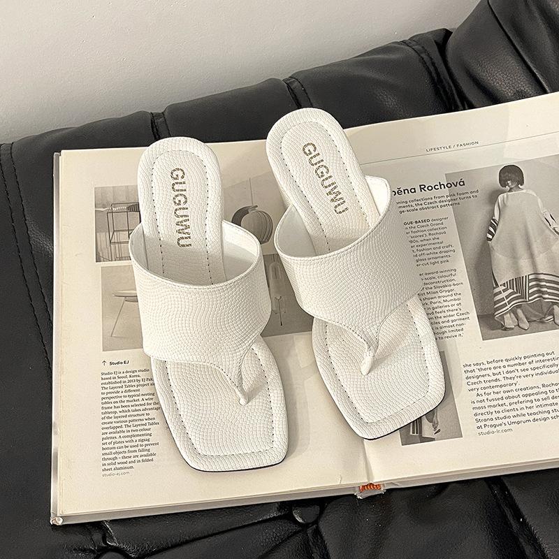 Retro niche design thin wedge sandals 2025 spring and summer new Korean version open-toed toe temperament cool slippers