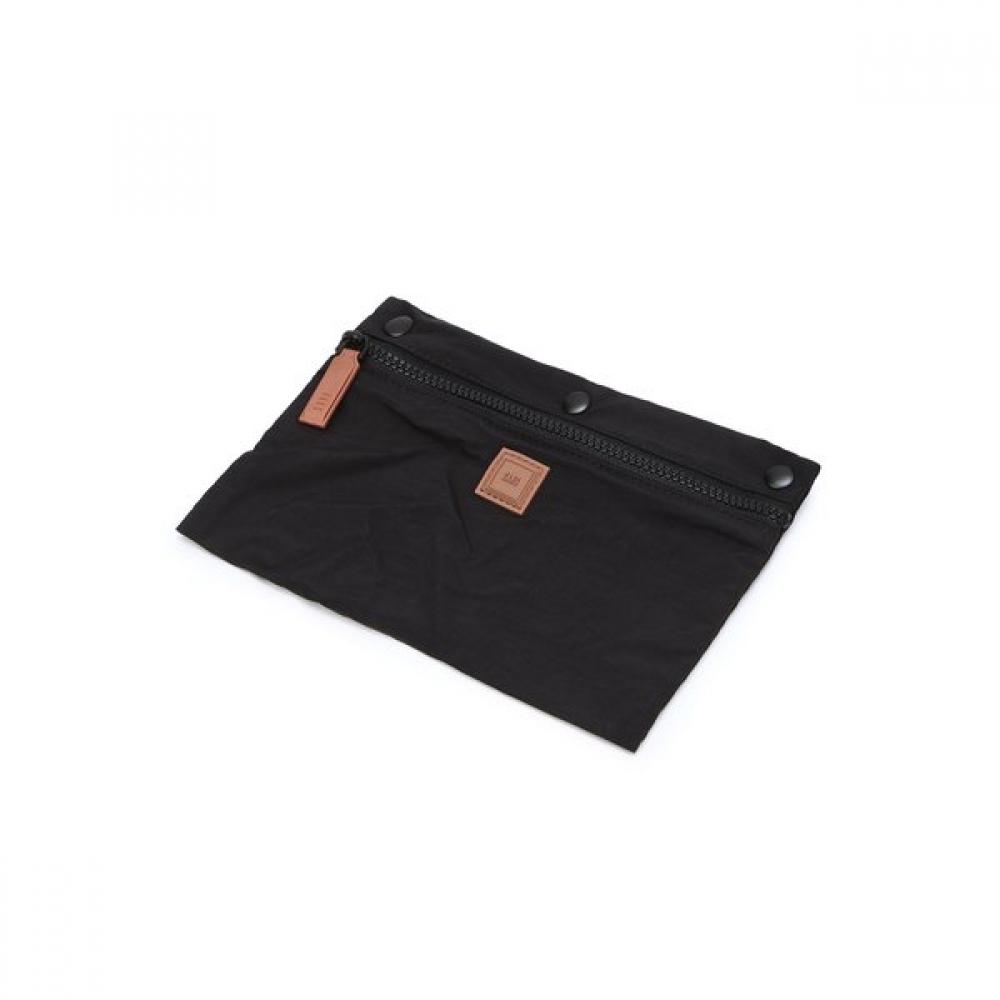 Daks Mini Crossbody Bag Black Dbba4eg10bk