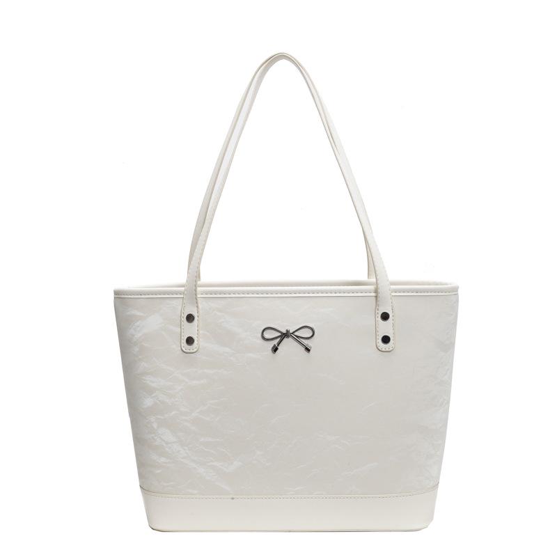 2025 Women's Large-Capacity High-End Fashion Tote: Autumn/Winter Single-Shoulder Versatile Commuter Bag