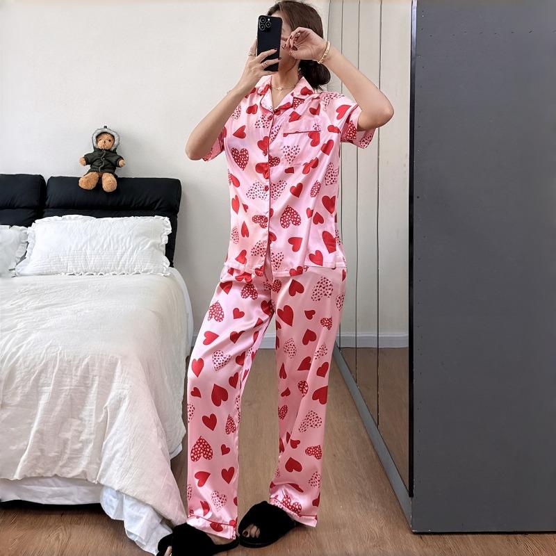 Collared Pajamas with All-Over Heart Print Fashionable Cardigan Short-Sleeve Top and Long Pants Loungewear Set