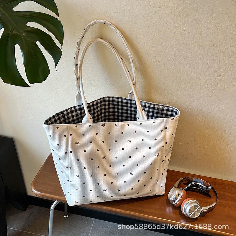 

Korean style simple polka dot canvas bag girl student cute versatile commuter bag shoulder handbag