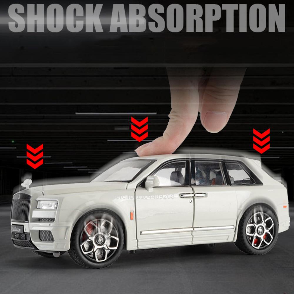 1:20 Rolls-royce Cullinan Luxury Car Model Toy Diecast Metal SUV Doors Opened Shock Absorption Miniature Models Kids Presents